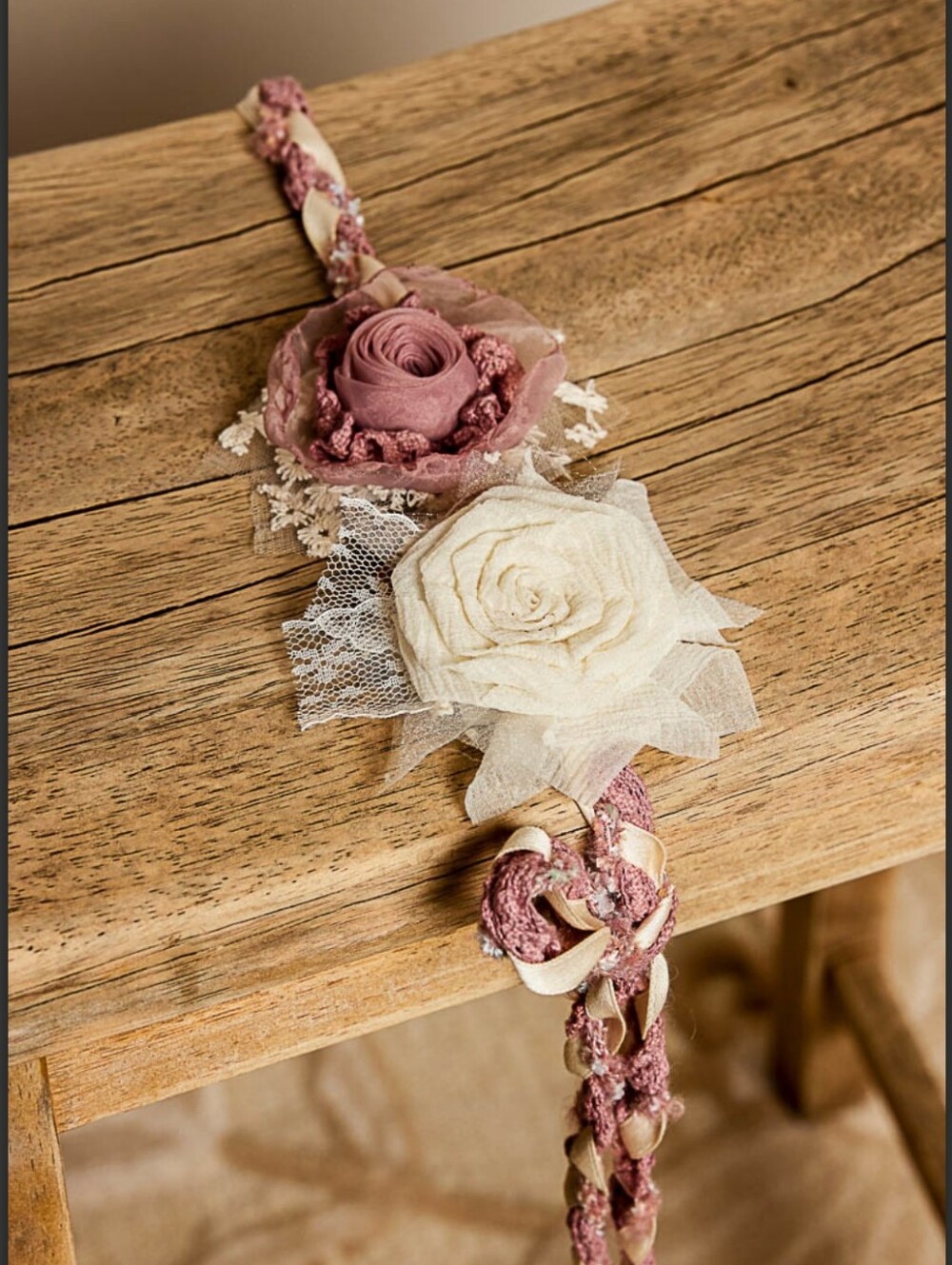 #1852 POL Vintage Rose Garden Crochet Belt